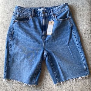 Dynamite Serena Bermuda cutoffs